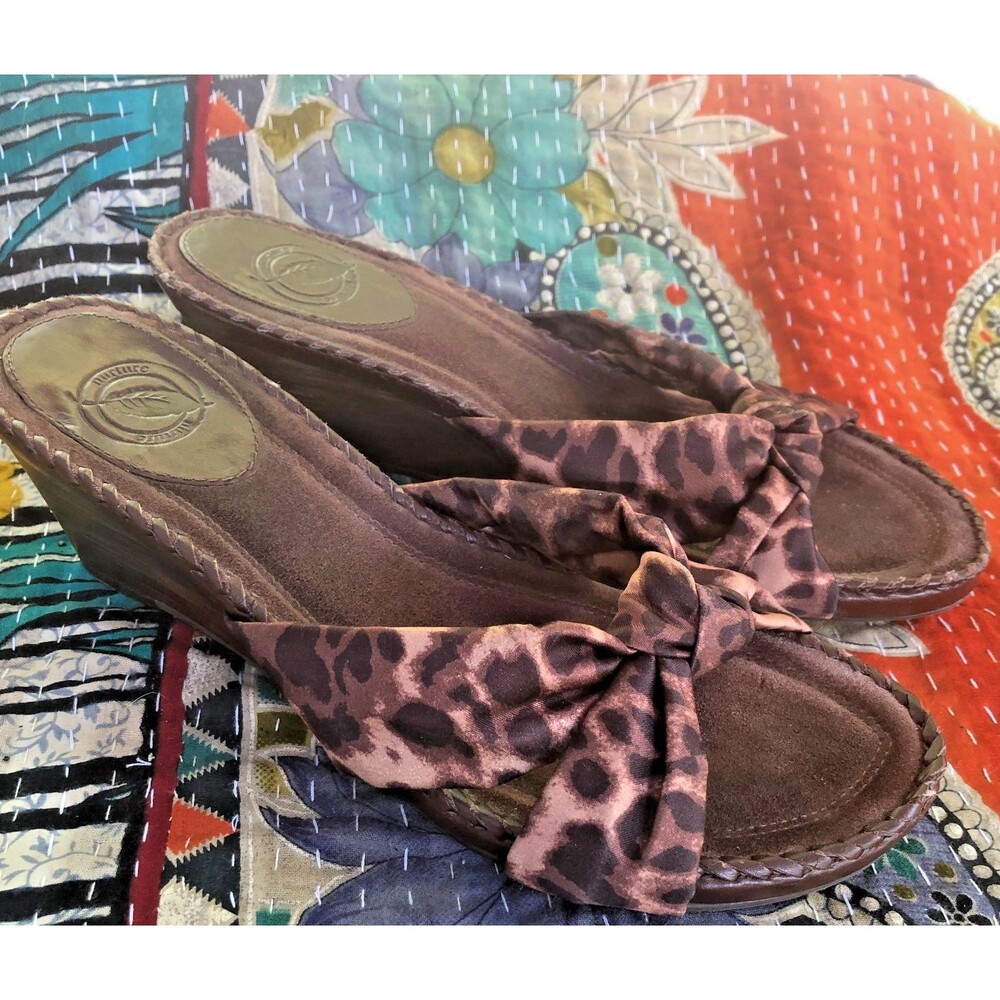 Nurture 'Cabot' brown tan animal print wedge sandal sz 7 1/2